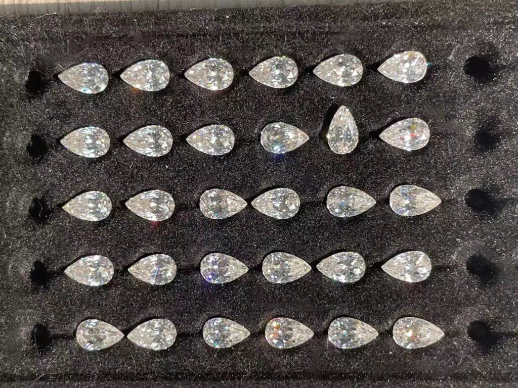 drop-shaped moissanite